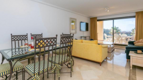 Precioso apartamento junto a Los Arqueros Golf